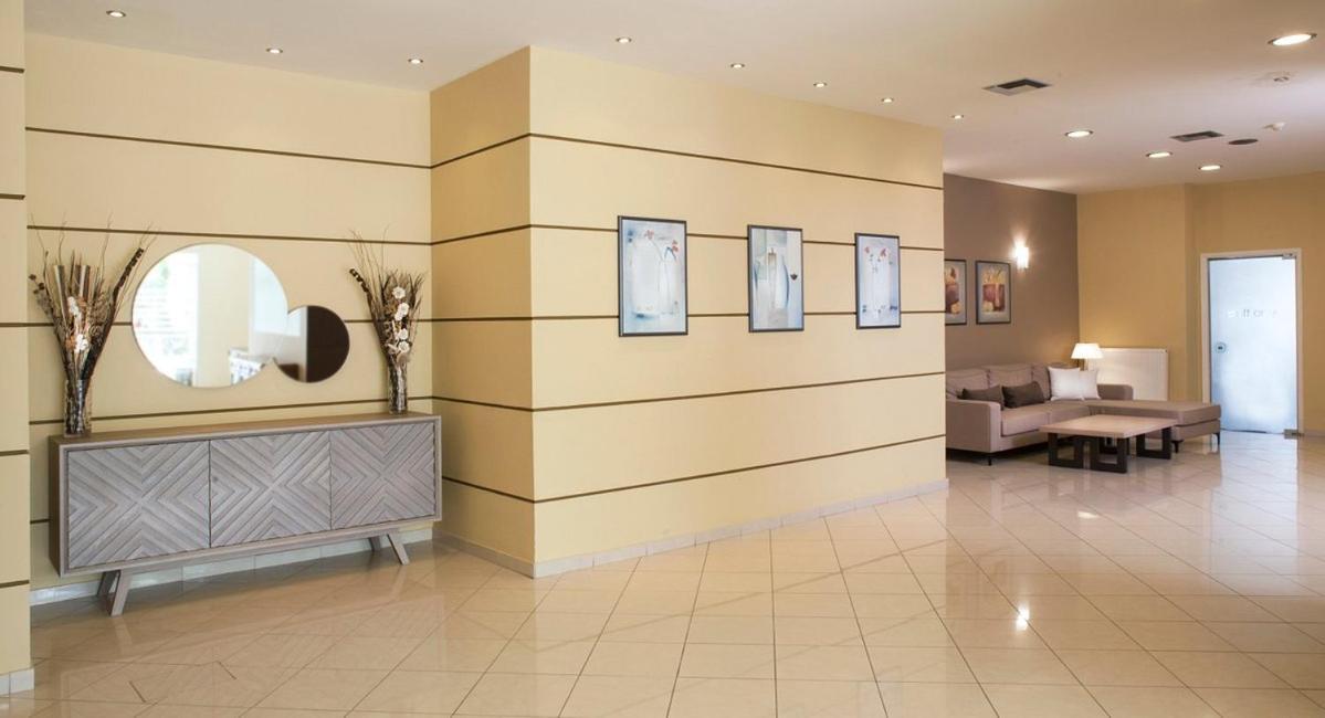 Stefania Hotel Amarynthos Bagian luar foto