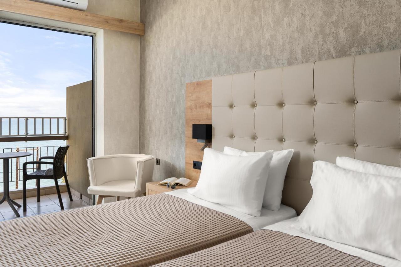 Stefania Hotel Amarynthos Bagian luar foto
